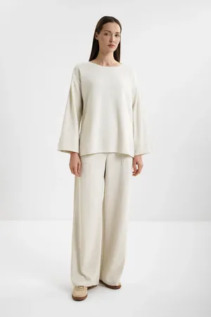 Shan 52569-64 110 Beige