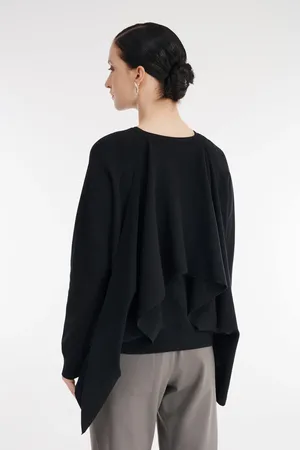 Sarah Pacini 242.11.023 02