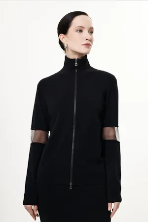 Sarah Pacini 252.11.049 02
