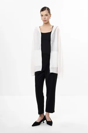 Sarah Pacini 252.31.123 03