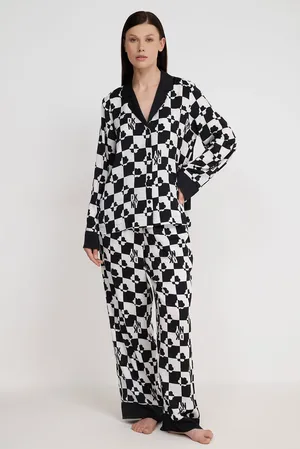 DKNY YI90009 004 Black Chek