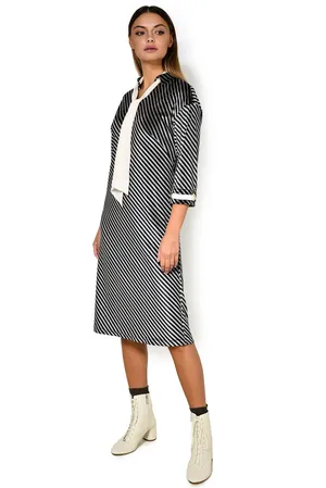Caterina Leman Su 2462 B-296 08/09