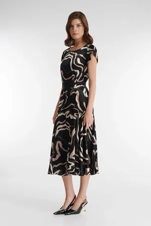 Caterina Leman SU8145-99 09/03