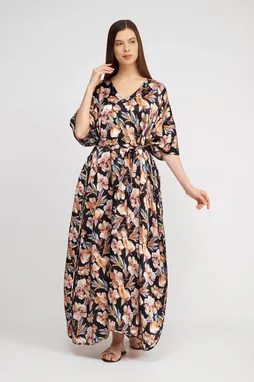 Eva B.Bitzer 24310152 965black.pearl