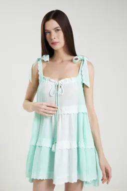 LES NEOBOURGEOISES Puerto Rico court MINT