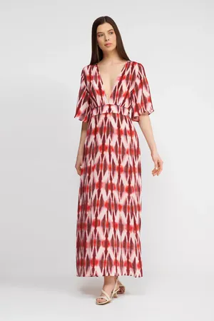 Maryan Mehlhorn M3017616 713 crimson