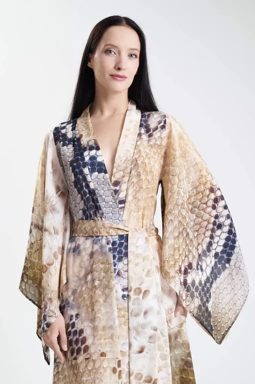 Платья MONA 10641454 Cobra