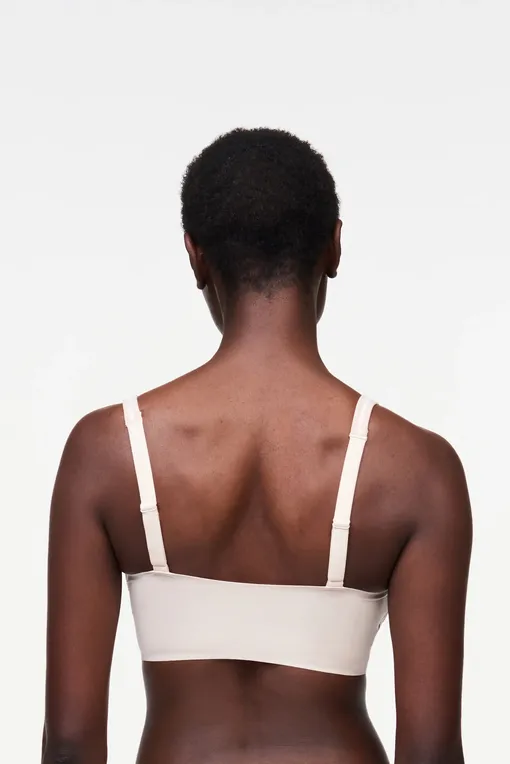 Мягкие чашки Chantelle C16A50 01N Golden beige