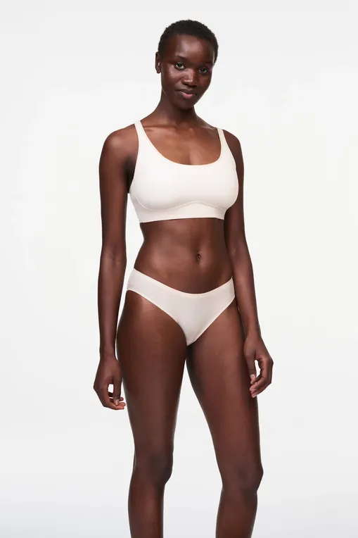 Мягкие чашки Chantelle C16A50 01N Golden beige