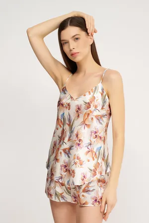 Eva B.Bitzer 24310113 171ivory.pearl