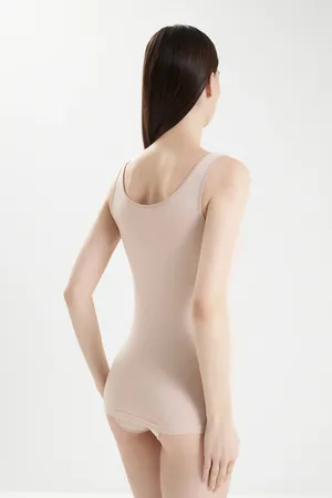 NINA VON C 16400584 636 nude