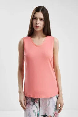 NINA VON C 16400874 898 strawberry cream