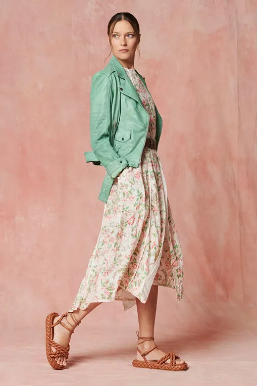 Куртки High 76209790T37 00323