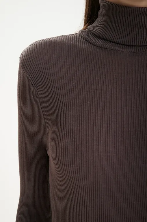 Водолазки Oscalito 3438 387 TAUPE