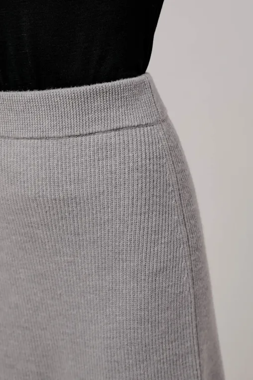 Юбки Max Mara Leisure EGIZI 33060126 005 MEDIUM GREY