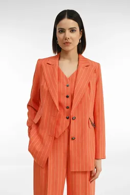 Caterina Leman ZA6855-51 12/01