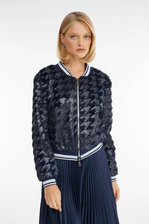 Caterina Leman ZA7495-80 00/15