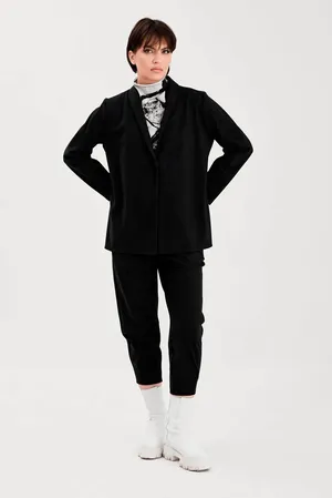 Sarah Pacini 232.13.042 02