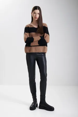 MM MARCA 252679601 001 BLACK