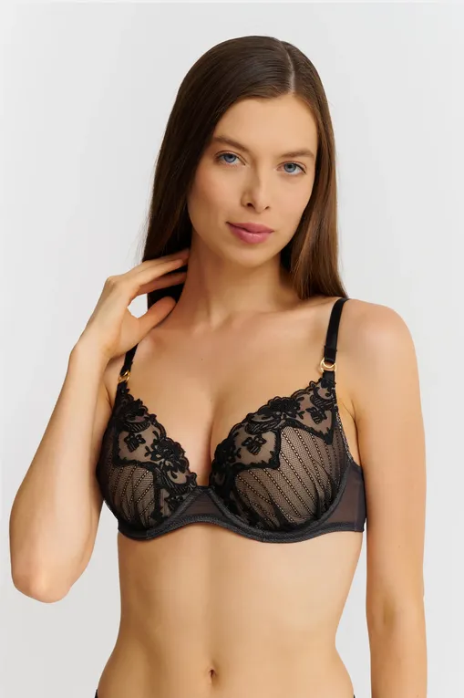 Бюстгальтеры Chantelle C13YNR 011 Black