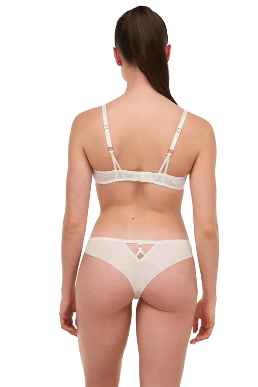 Бюстгальтеры Chantelle C16Q50 035 Ivory