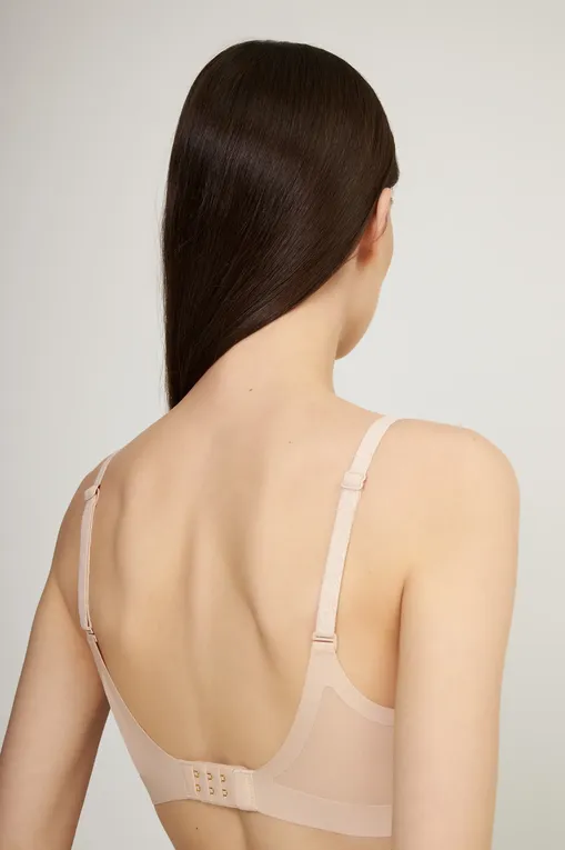 Бюстгальтеры Chantelle C18IQ9 01N Golden beige