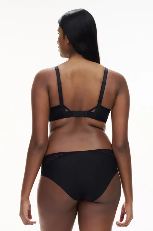 Бюстгальтеры Chantelle C22AN1 011 Black