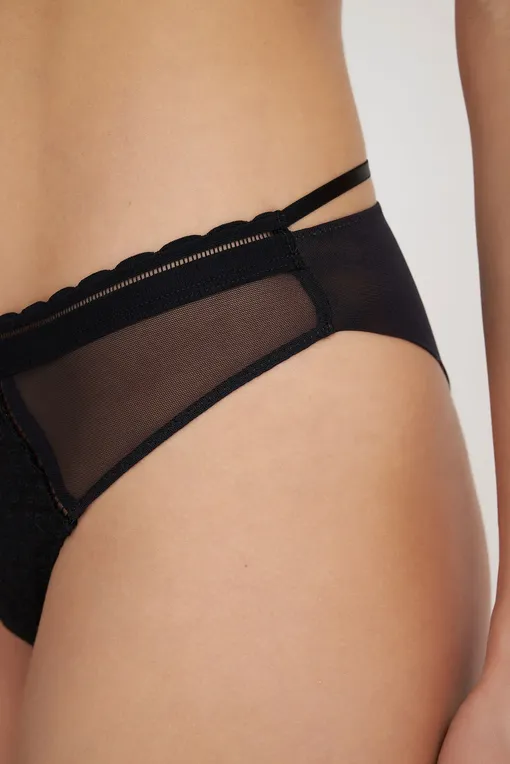 Трусы Chantelle C11ZA1 011 Black