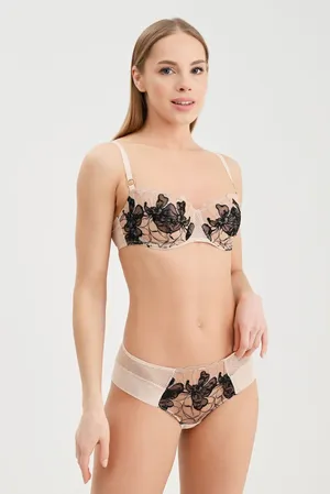 Chantelle C12Q40 0IP Golden beige / Black