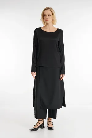 Sarah Pacini 242.13.043 02