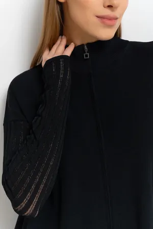 Sarah Pacini 232.11.011 02