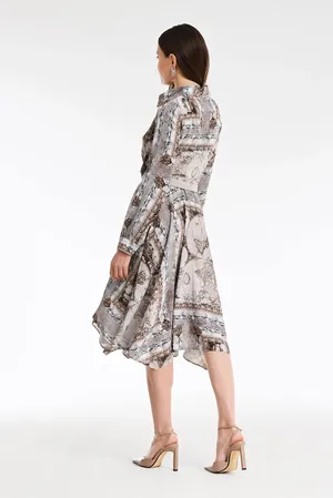 Caterina Leman SU6492-135 08/03