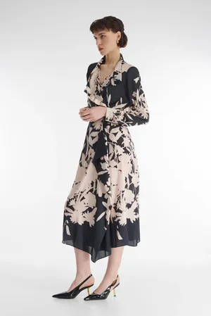 Caterina Leman SU7884-356 09/02