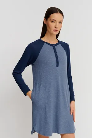 DKNY YI2322485 427 HTHRBlue