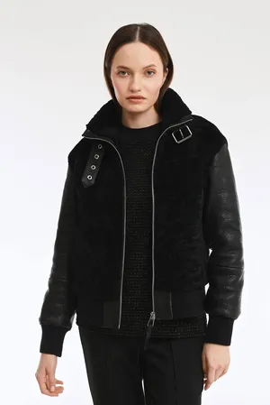 Caterina Leman KU5221 00/09