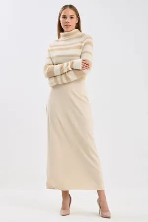 Sarah Pacini 232.11.527 25