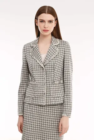 Caterina Leman ZA6624-76 08/02