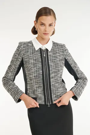 Caterina Leman ZA7465-66 09/01