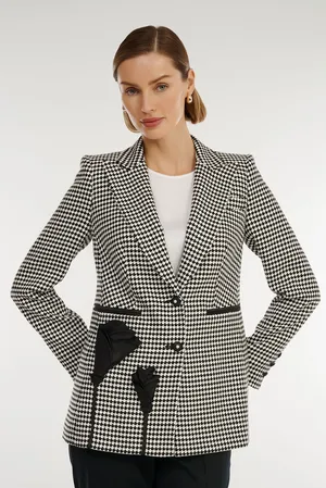 Caterina Leman ZA7855-336 02/09
