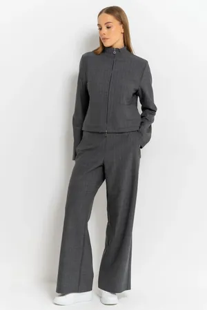 Sarah Pacini 232.13.017 06