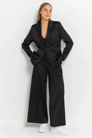 Sarah Pacini 232.13.032 02